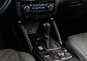 Подержанный автомобиль Mazda CX-5 2017 года (12 фото)