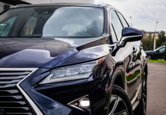 Подержанный автомобиль Lexus RX 2016 года (2 фото)