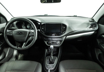 Подержанный автомобиль LADA (ВАЗ) Vesta Sedan 2022 года (13 фото)
