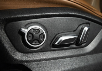 Подержанный автомобиль Audi Q7 2019 года (21 фото)