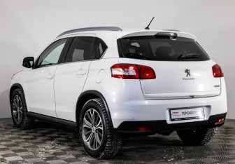 Подержанный автомобиль Peugeot 4008 2012 года (7 фото)