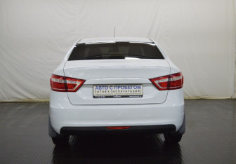 Подержанный автомобиль LADA (ВАЗ) Vesta Sedan 2021 года (6 фото)