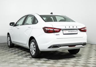 Подержанный автомобиль LADA (ВАЗ) Vesta Sedan 2023 года (7 фото)