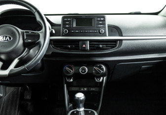 Подержанный автомобиль Kia Picanto 2018 года (14 фото)