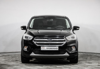Подержанный автомобиль Ford Kuga 2018 года (2 фото)