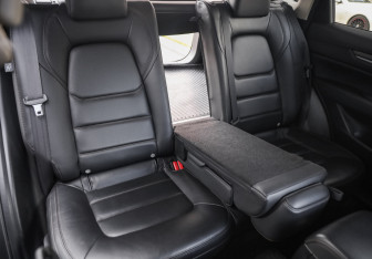 Подержанный автомобиль Mazda CX-5 2020 года (28 фото)
