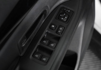 Подержанный автомобиль Mitsubishi Outlander 2018 года (22 фото)