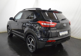 Подержанный автомобиль Hyundai Creta 2019 года (7 фото)