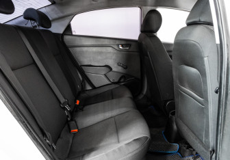 Подержанный автомобиль Hyundai Solaris Sedan 2018 года (13 фото)