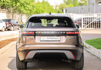 Подержанный автомобиль Land Rover Range Rover Velar 2018 года (7 фото)