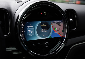 Подержанный автомобиль MINI Countryman 2021 года (17 фото)