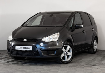 Подержанный автомобиль Ford S-MAX 2008 года (1 фото)