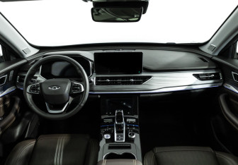 Подержанный автомобиль Chery Tiggo 8 Pro 2023 года (13 фото)