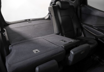 Подержанный автомобиль Hyundai Santa Fe 2015 года (31 фото)