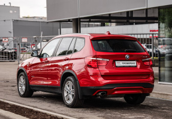 Подержанный автомобиль BMW X3 2017 года (8 фото)