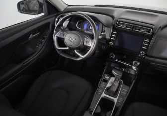 Подержанный автомобиль Hyundai Creta 2021 года (8 фото)