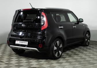 Подержанный автомобиль Kia Soul 2017 года (5 фото)