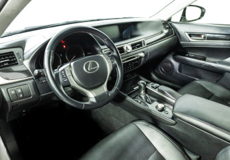 Подержанный автомобиль Lexus GS 2014 года (11 фото)