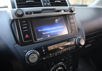 Подержанный автомобиль Toyota Land Cruiser Prado 2014 года (13 фото)
