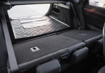 Подержанный автомобиль Geely Tugella 2023 года (37 фото)