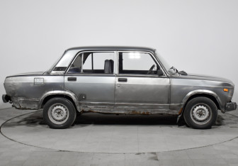 Подержанный автомобиль LADA (ВАЗ) 2105 2010 года (4 фото)