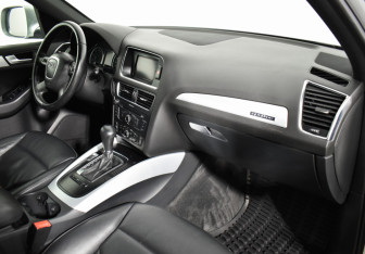 Подержанный автомобиль Audi Q5 2012 года (12 фото)