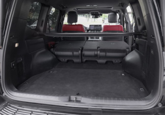 Подержанный автомобиль Toyota Land Cruiser Suv 2021 года (39 фото)