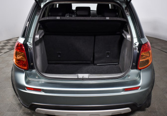 Подержанный автомобиль Suzuki SX4 Hatchback 2012 года (18 фото)