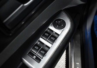 Подержанный автомобиль Ford Focus Hatchback 2010 года (10 фото)