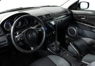 Подержанный автомобиль Mazda 3 Sedan 2008 года (11 фото)