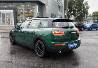 Подержанный автомобиль MINI Clubman Wagon 2019 года (6 фото)