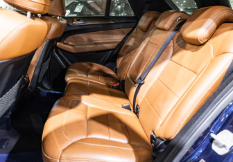Подержанный автомобиль Mercedes-Benz GLE 2016 года (29 фото)