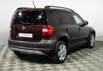 Подержанный автомобиль Skoda Yeti 2010 года (5 фото)