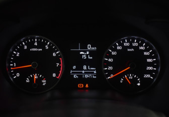 Подержанный автомобиль Kia Rio Hatchback 2019 года (21 фото)