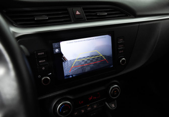 Подержанный автомобиль Kia Rio Hatchback 2021 года (15 фото)