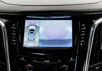 Подержанный автомобиль Cadillac Escalade Suv 2016 года (22 фото)