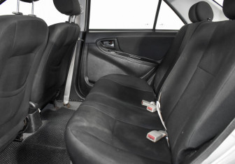 Подержанный автомобиль Geely MK 2008 года (11 фото)