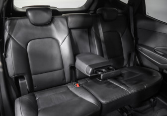 Подержанный автомобиль Hyundai Santa Fe 2013 года (20 фото)