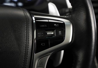 Подержанный автомобиль Mitsubishi Montero Sport 2022 года (14 фото)