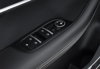 Подержанный автомобиль Chery Tiggo 8 2023 года (10 фото)