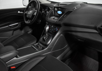 Подержанный автомобиль Ford Kuga 2018 года (13 фото)