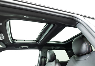 Подержанный автомобиль MINI Hatch 2021 года (15 фото)