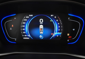 Подержанный автомобиль Geely Coolray 2023 года (24 фото)