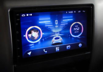 Подержанный автомобиль Nissan Patrol 2003 года (11 фото)