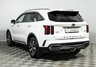 Подержанный автомобиль Kia Sorento 2020 года (7 фото)