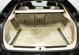 Подержанный автомобиль BMW X6 2015 года (22 фото)