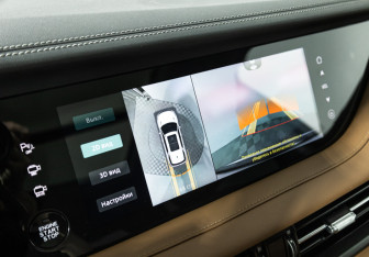 Подержанный автомобиль Changan CS95 2024 года (20 фото)