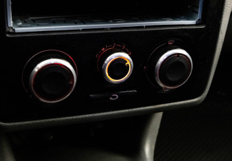 Подержанный автомобиль Skoda Octavia Liftback 1997 года (13 фото)