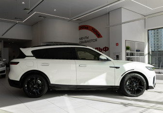 Новый Voyah Free 2025 (6 фото)