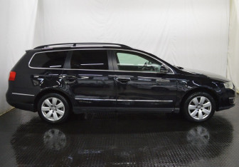 Подержанный автомобиль Volkswagen Passat Wagon 2008 года (4 фото)